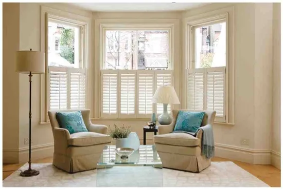 Caf&eacute;-style white wooden shutters fitted to a kitchen window in a southside Glasgow period property
